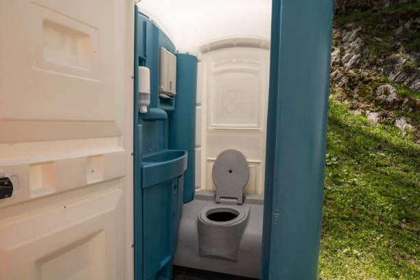 Best Portable restroom trailer rental  in Newport, NC